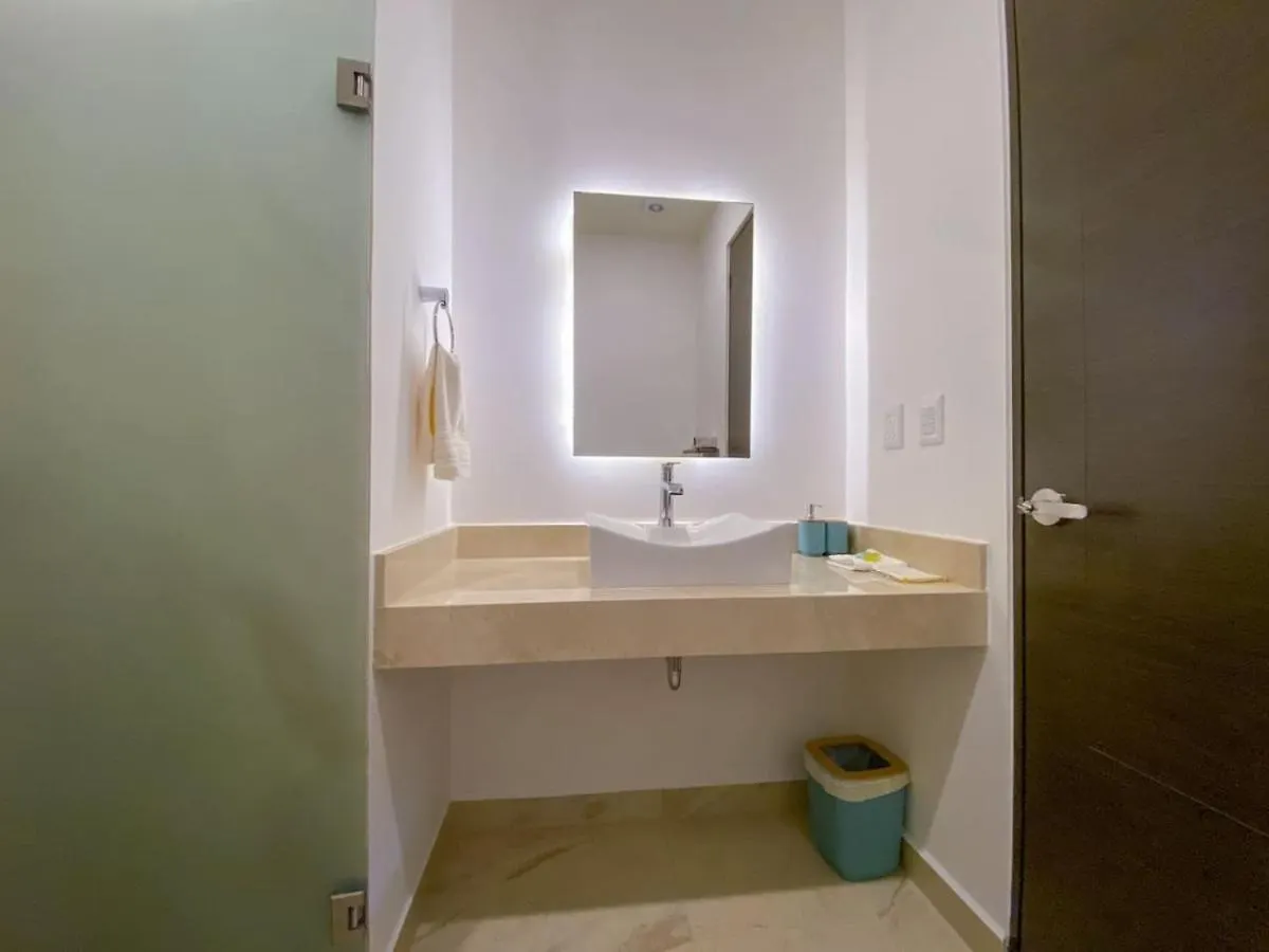 Excellent 3Br Ph With Priv Pool Gym Spa Pkg Tennis Playa del Carmen