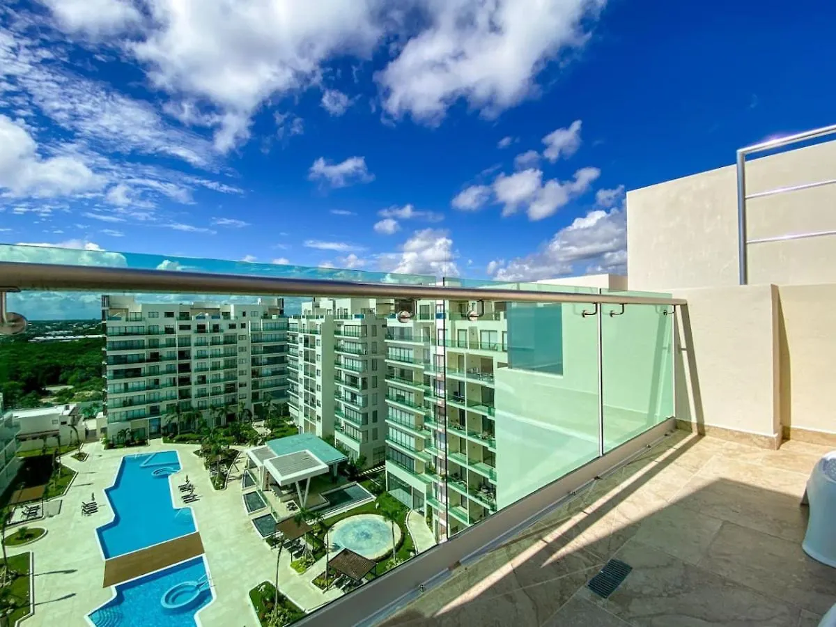Excellent 3Br Ph With Priv Pool Gym Spa Pkg Tennis Playa del Carmen 0*,  Messico